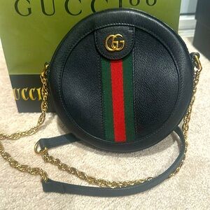 Gucci cross body Mini Ophidia Round Shoulder Bag Black